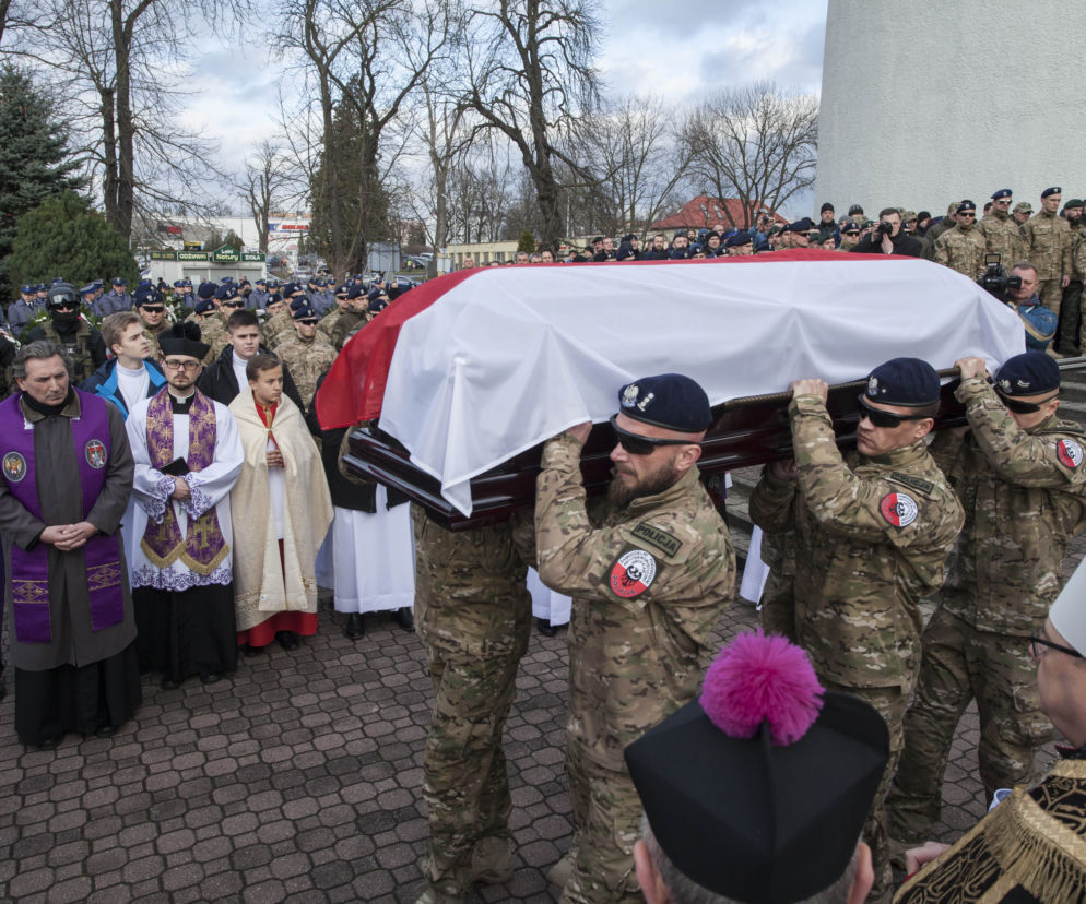 Ostatnie pożegnanie bohatera