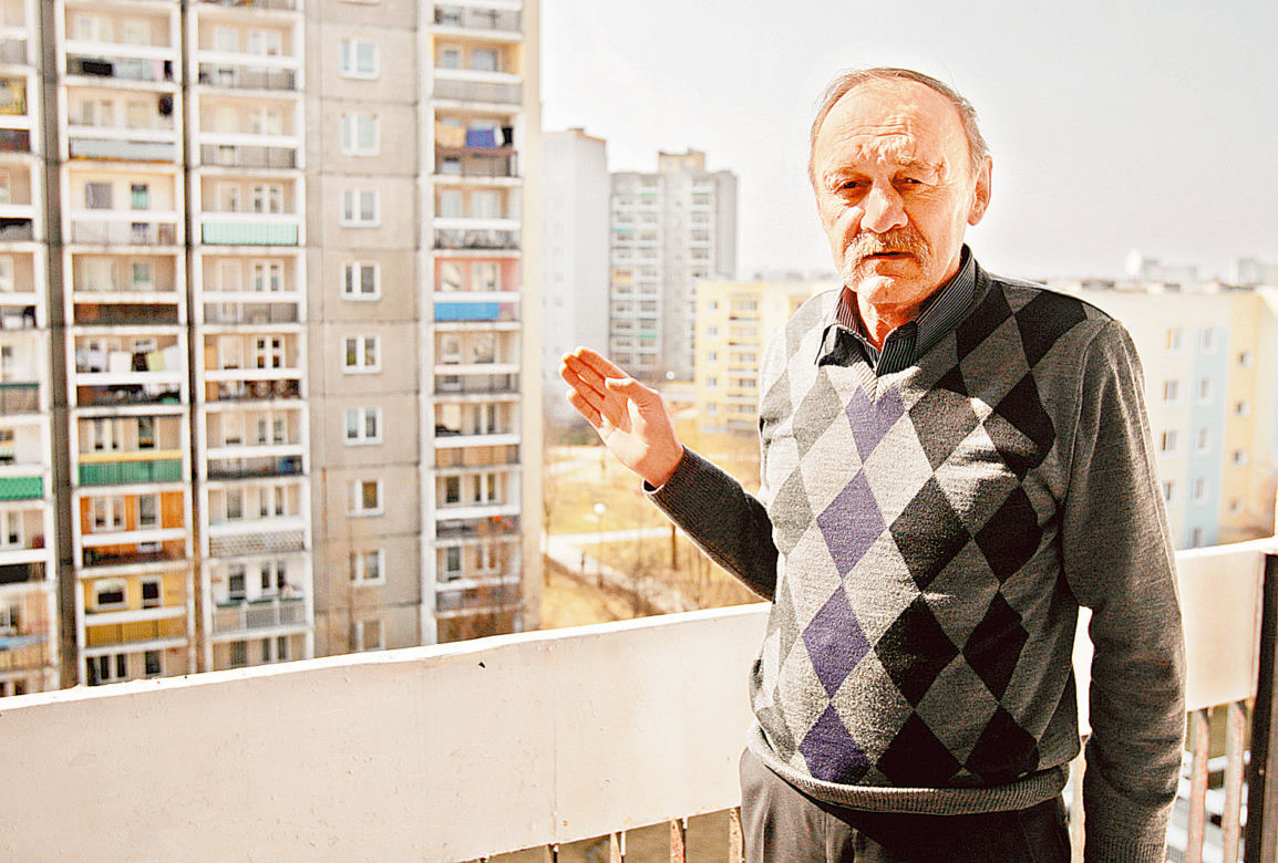 Bezdomny bogacz kupił mieszkanie