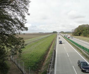 Ogradzają siatką autostradę A4
