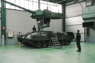 Leopard 1 zyskuje nowe życie. Ukraina otrzyma czołgi z 30 nowoczesnymi wieżami Cockerill 3105