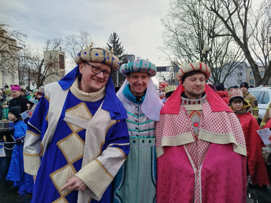 Z okazji rozpoczętego w styczniu 2025 Roku Jubileuszowego, tegoroczne obchody święta Trzech Króli w Siedlcach były wyjątkowo uroczyste. 