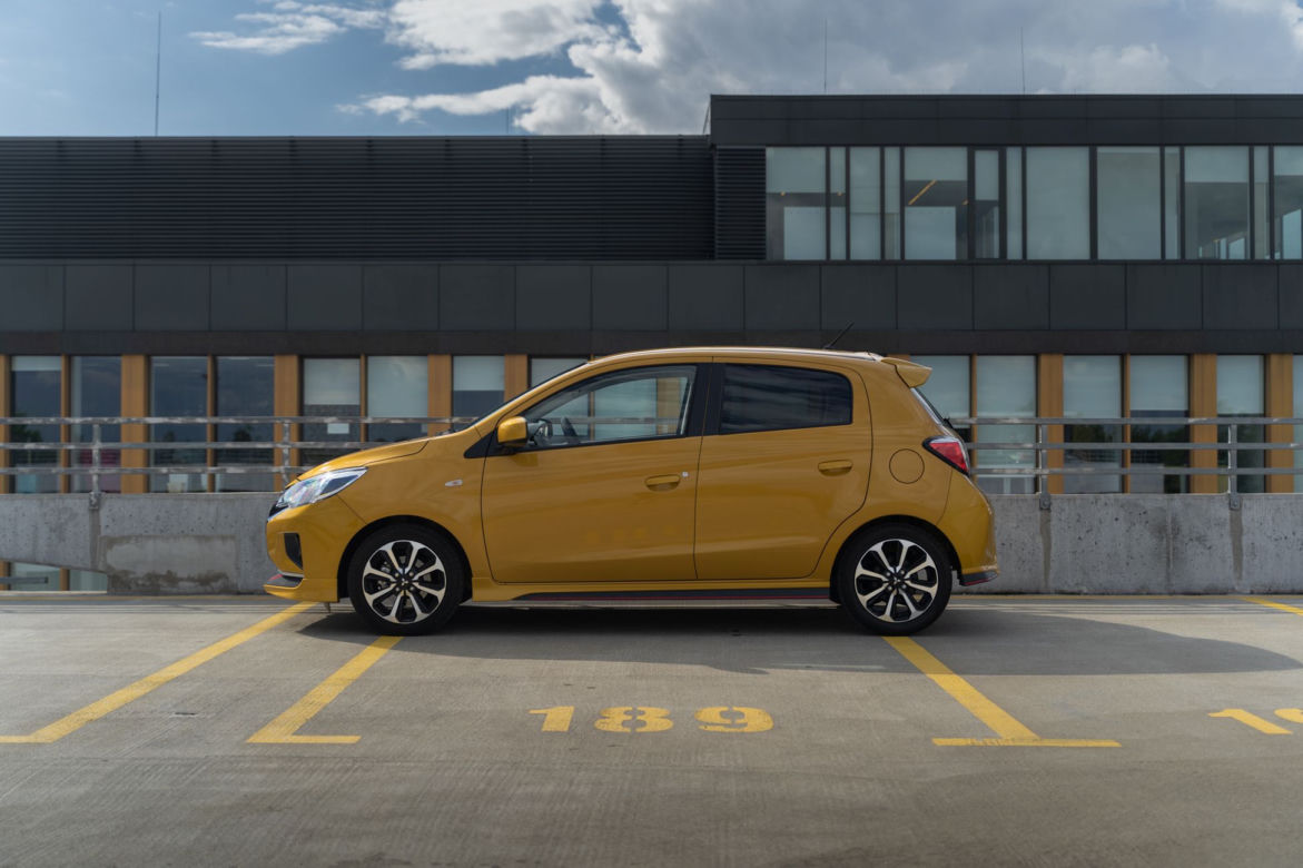Mitsubishi Space Star 1.2 MIVEC CVT Insport (2020)
