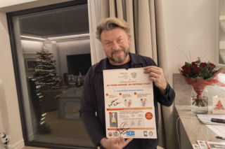 Stworzyli kalendarz, żeby pokazać jak ratować życie. W akcje włączyli się polscy aktorzy