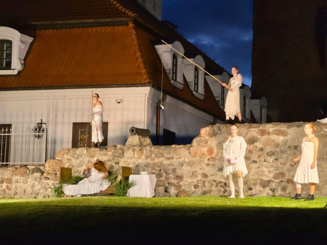 Za nami IV Festiwal Teatralny na Zamku w Liwie 2026