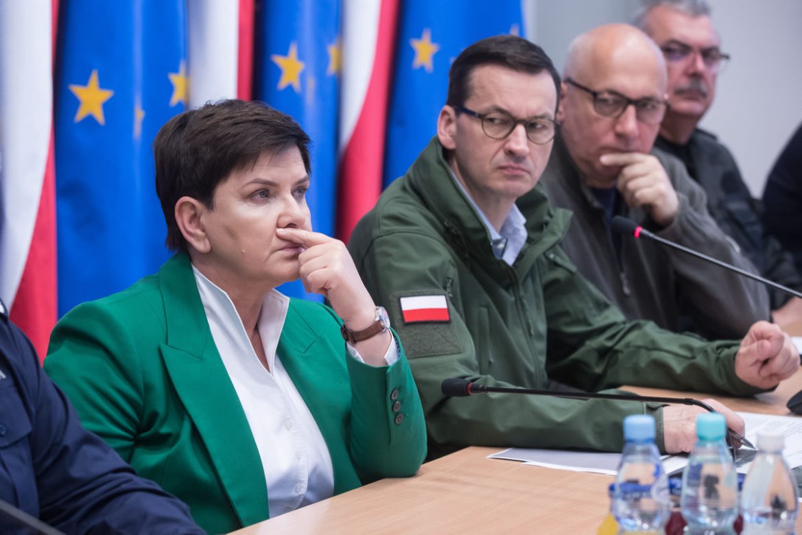 Najlepsze stylizacje Beaty Szydło