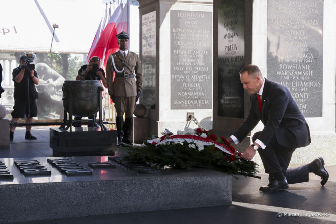 Marta Nawrocka w kostiumie na Święcie Wojska Polskiego. Czym zaskoczy pierwsza dama w tym roku?