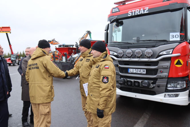 Sprzęt za ponad 50 mln zł dla strażaków z woj. lubelskiego