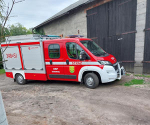 Maszyna wciągnęła ręce 47-latka! Makabryczny wypadek w gospodarstwie koło Kalisza