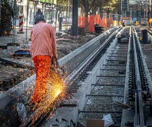 Tramwaj Rakowiecką pojedzie na Gwiazdkę