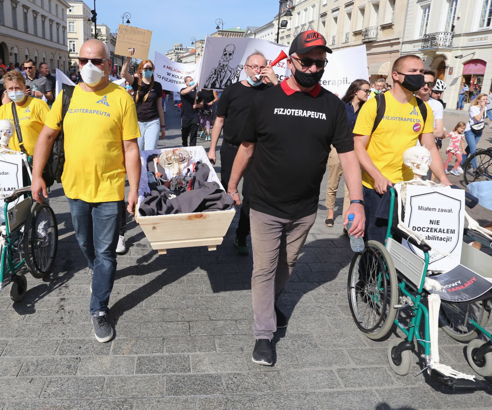 Protest pracowników służby zdrowia w Warszawie