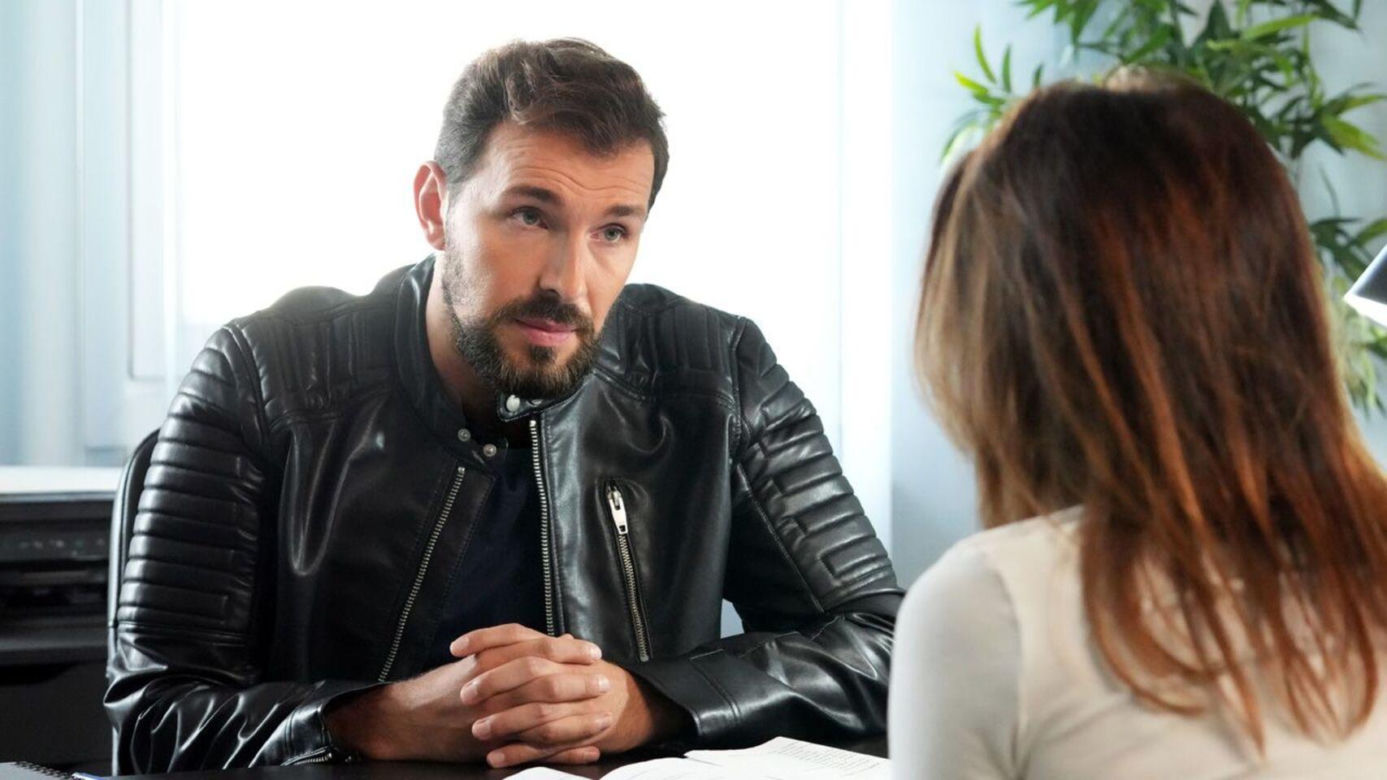 	Barwy szczęścia odc. 3104. Kasia (Katarzyna Glinka), Marcin Kodur (Oskar Stoczyński) 