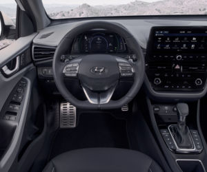 Hyundai IONIQ Plug-in lifting 2019