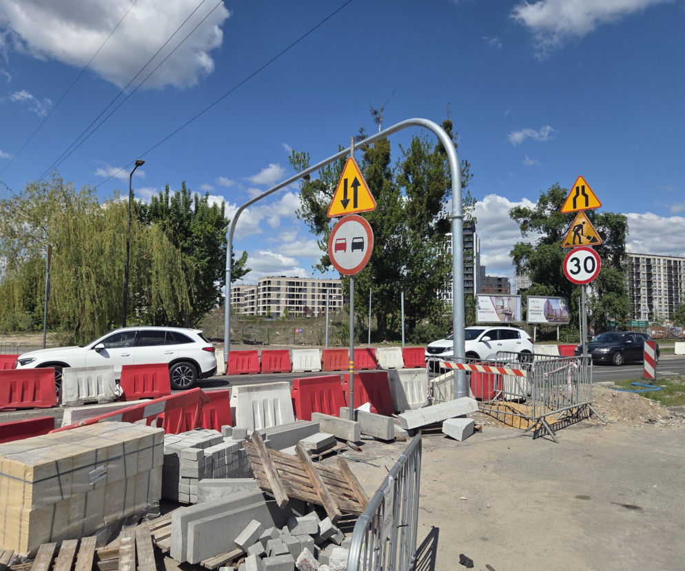 Tak się teraz jeździ na osiedlu Leśnym w Bydgoszczy. Nowa organizacja ruchu na ul. Sułkowskiego!