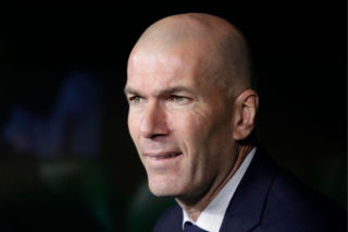 Zinedine Zidane powróci na ławkę trenerską?! Ostatnia szansa