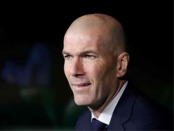 Zinedine Zidane powróci na ławkę trenerską?! Ostatnia szansa