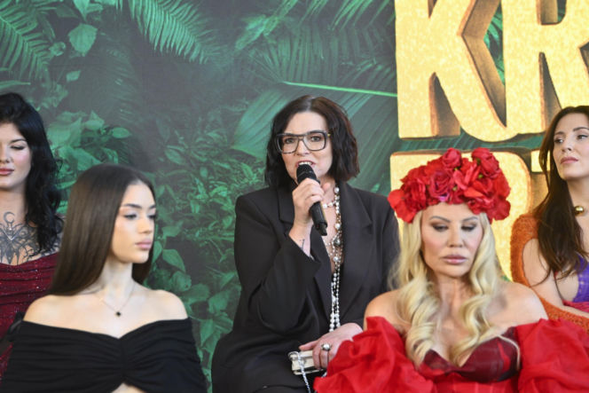 "Królowe przetrwania". Konferencja