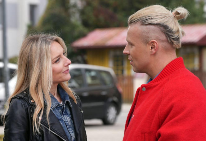 "Barwy szczęścia", odcinek 3342: Awantura w redakcji "Szoku" o publikację drastycznego nagrania z miejsca zbrodni