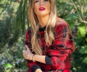52-letnia Jennifer Lopez odważnie pokazuje wysportowane ciało. Co ona ma na sobie?