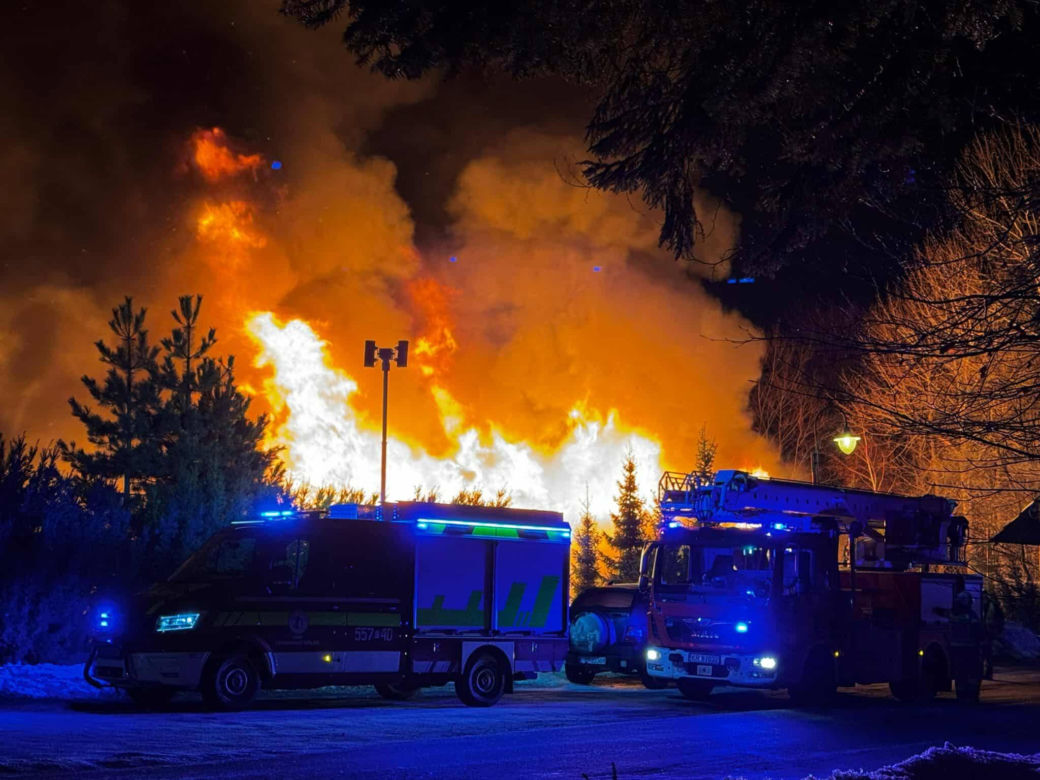 Pożar w hotelu w Małopolsce. Ogień wybuchł w trakcie wesela, są poszkodowani