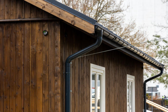 Domki fińskie na Polu Mokotowskim w Warszawie