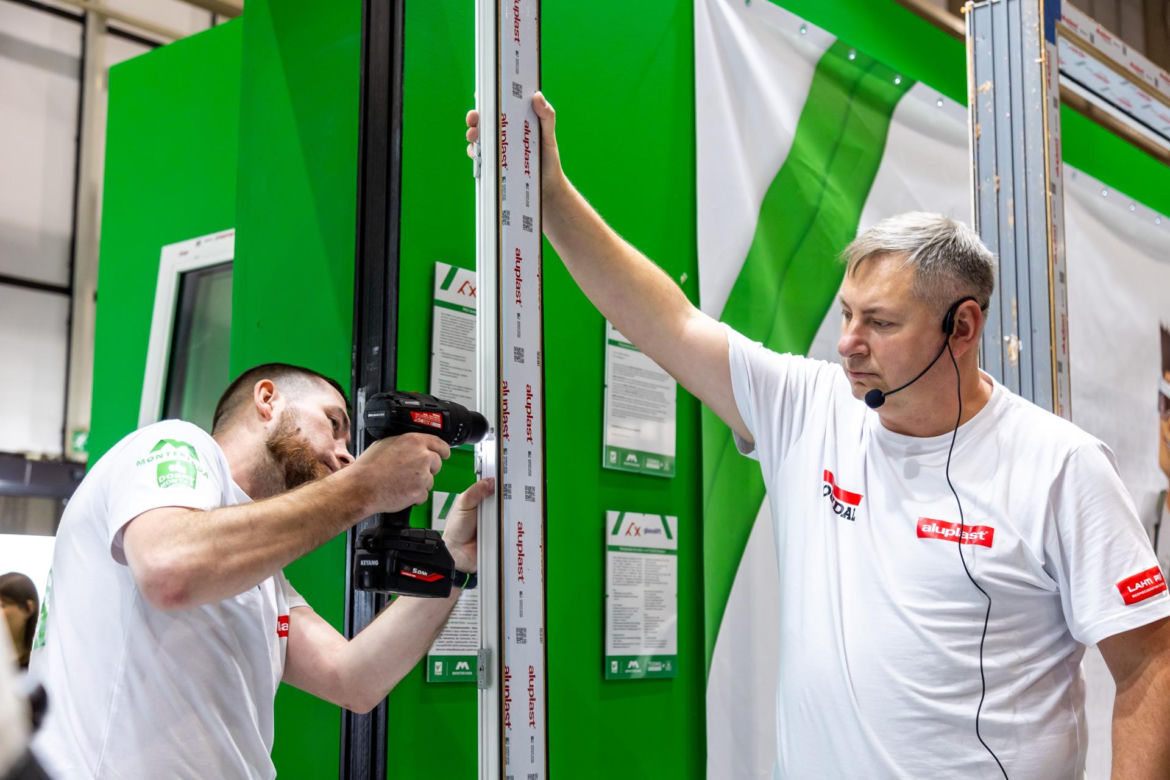 Drugi dzień Monteriady. Trwa pokaz na żywo! Zobacz, co dzieje się na targach BUDMA 2024