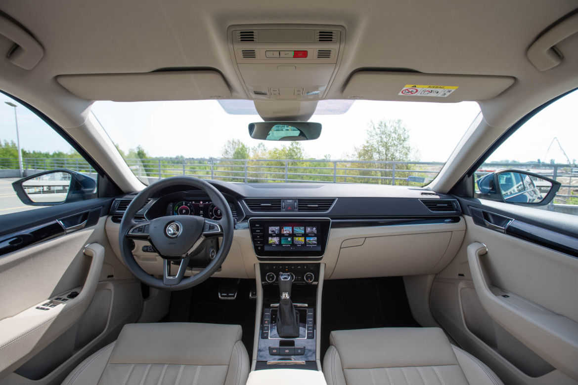 Skoda Superb L&K IV PLUG-IN HYBRID