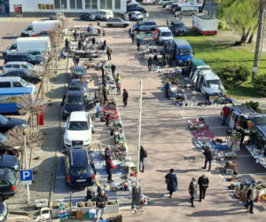 Giełda Staroci i Różności w Starachowicach. Zobacz co można upolować