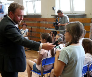 Minister Szumowski spotkał się z uczniami klasy VII