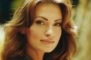 Agnieszka Maciąg nie żyje. Gwiazdy z niedowierzaniem żegnają ikonę lat 90.