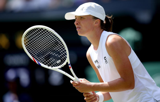 Kiedy gra Iga Świątek z Alexandrą Ealą? O której godzinie mecz na Wimbledonie?