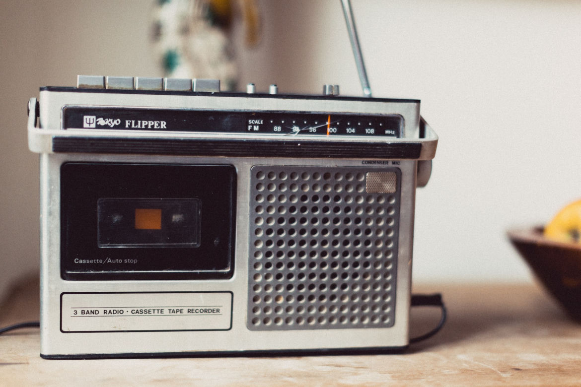 Top 10 radiowych piosenek rockowych! To kultowe tytuły