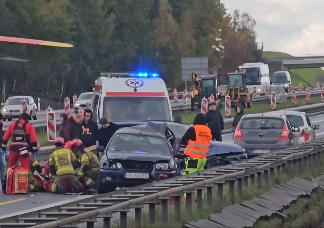 Wypadek na autostradzie A4. Kobieta zmarła w szpitalu