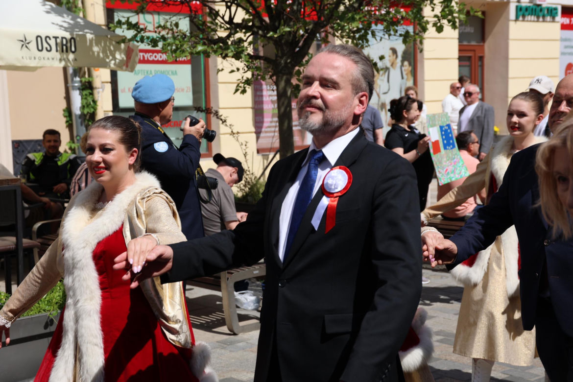 420 par zatańczyło tradycyjnego „Poloneza dla Lublina”! 