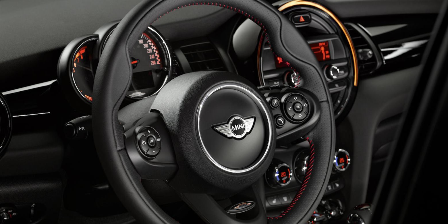 MINI Cooper John Cooper Works
