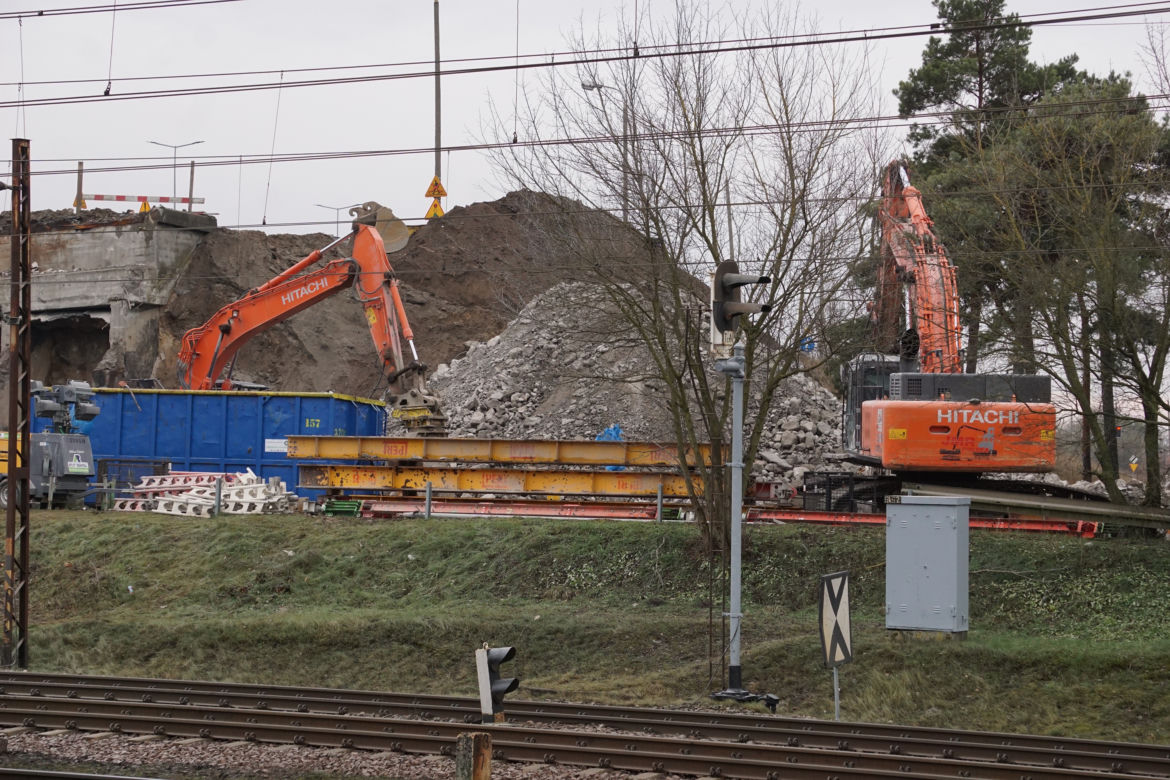 Budowa wiaduktu w ciągu al. Armii Krajowej w Bydgoszczy. Zakończono ważny etap [ZDJĘCIA] 
