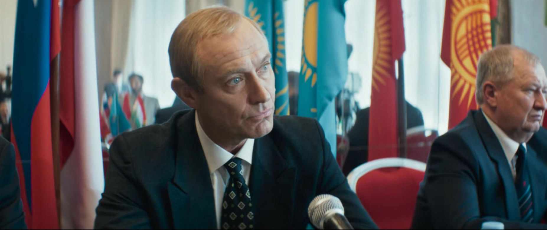 Tak wygląda Jude Law jako Putin! Podobny?
