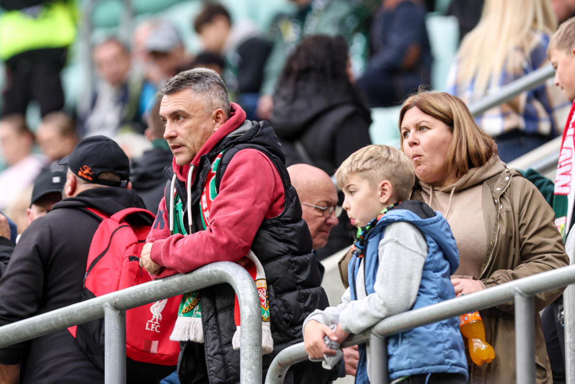 Śląsk Wrocław - Lech Poznań: Zdjęcia kibiców i zawodników z meczu 10. kolejki sezonu 2026/27 PKO BP Ekstraklasy