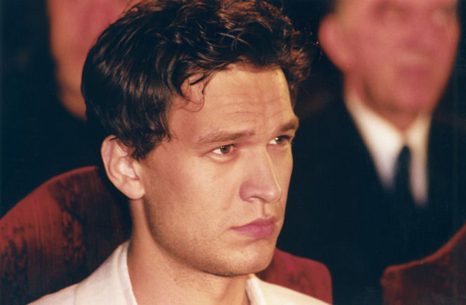 Michał Żebrowski od lat wciela się w Falkowicza w "Na dobre i na złe". Już na początku kariery aktorskiej był bożyszczem kobiet [GALERIA]