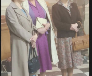 Stulecie Winnych 4 sezon na planie. Mania (Magdalena Walach), Klimkiewiczowa (Małgorzata Ostrowska-Królikowska), Ania (Urszula Grabowska)