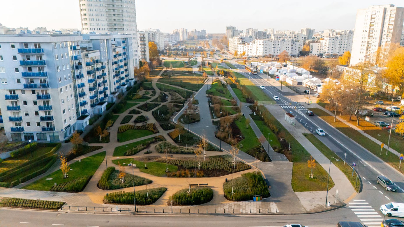 Park nad Południową Obwodnicą Warszawy w marcu 2026 r.