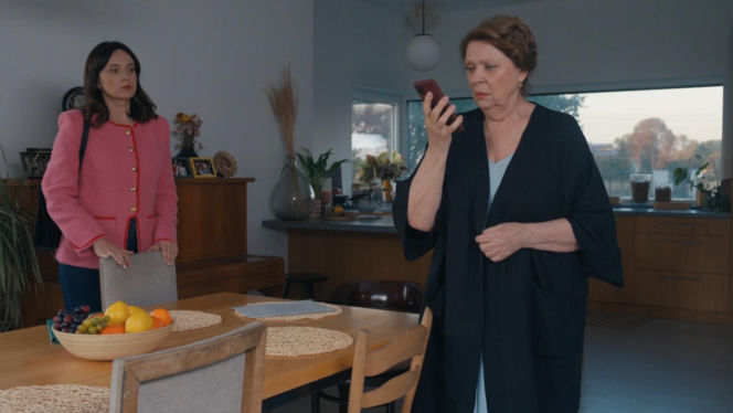 Barwy szczęścia odc. 3327. Natalia (Maria Dejmek), Józefina Rawiczowa (Elżbieta Jarosik)