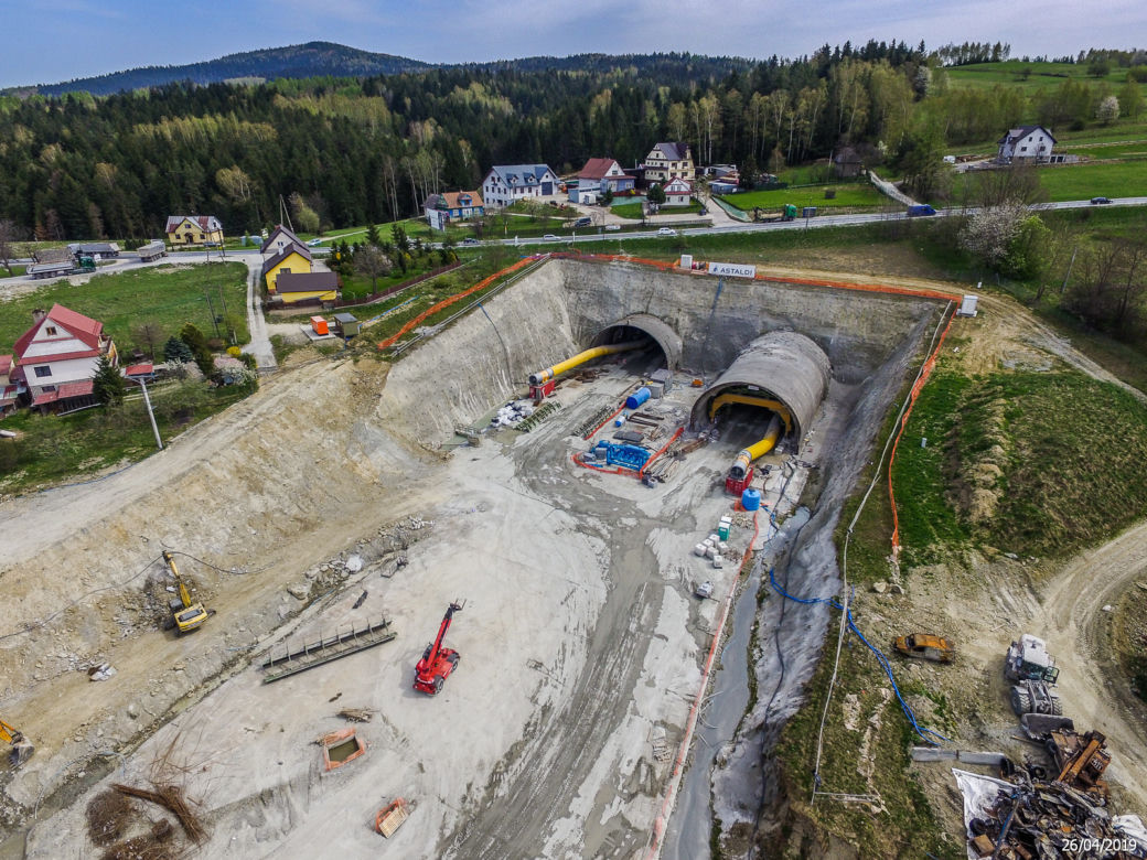 Tak powstaje najdłuższy tunel w Polsce. Będzie miał ponad 2 kilometry długości!