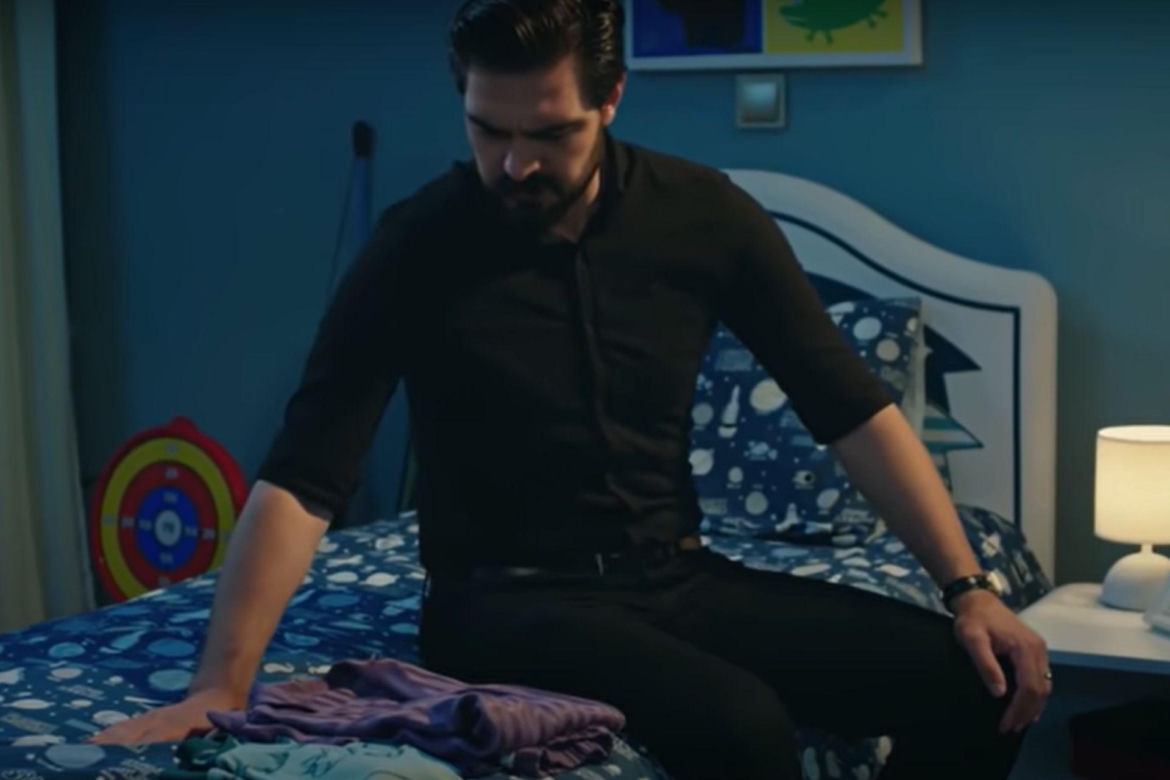 Koniec "Emanet". Dramatyczne sceny w finale 1. sezonu serialu "Dziedzictwo" 