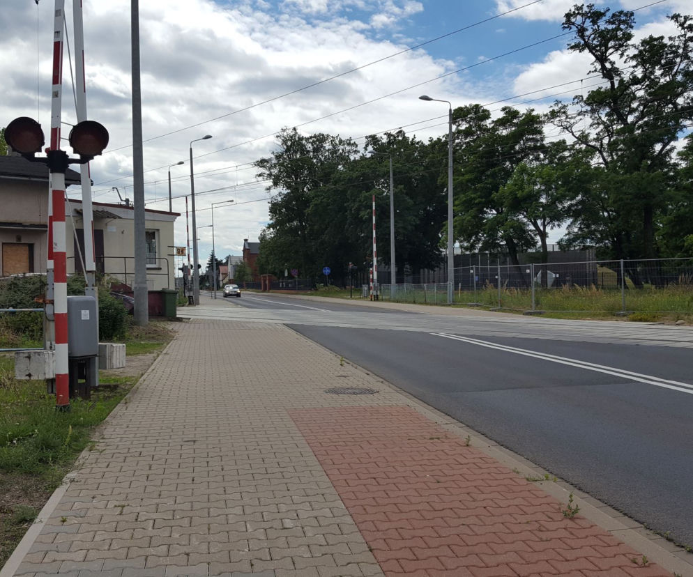 Na przejeździe kolejowym przy ul. 1 Maja w Lesznie nie będzie już dróżnika