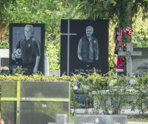 Groby Lucjana Brychczego i Jacka Magiery