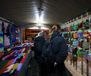 Kiermasz Bożonarodzeniowy na Małym Rynku w Krakowie