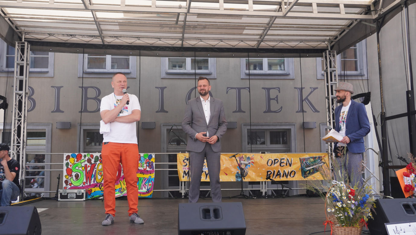 Dni Muzyki 2024  w Olsztynie. Stare Miasto opanowali miłośnicy tańca i śpiewu. Zobacz zdjęcia!