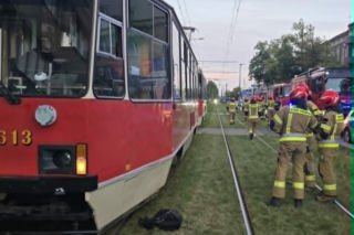 Rowerzystka wjechała pod tramwaj