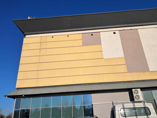 Dom handlowy "Bartek" w Skarżysku-Kamiennej (2026)