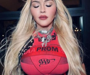  Madonna ma nową twarz! 64-latka przeszła kolejne operacje?